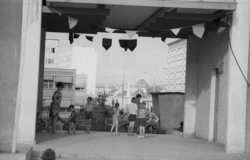 Durchgang Block 10 mit Sandmännchen