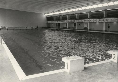 Schwimmhalle Halle-Neustadt